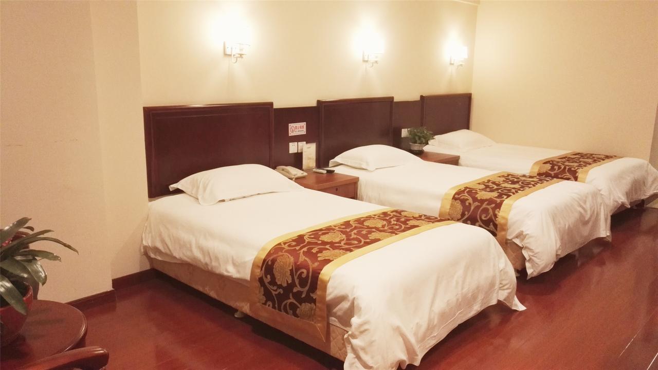 Greentree Inn Guangdong Shantou Gurao Gugui Road Business Hotel Exterior photo