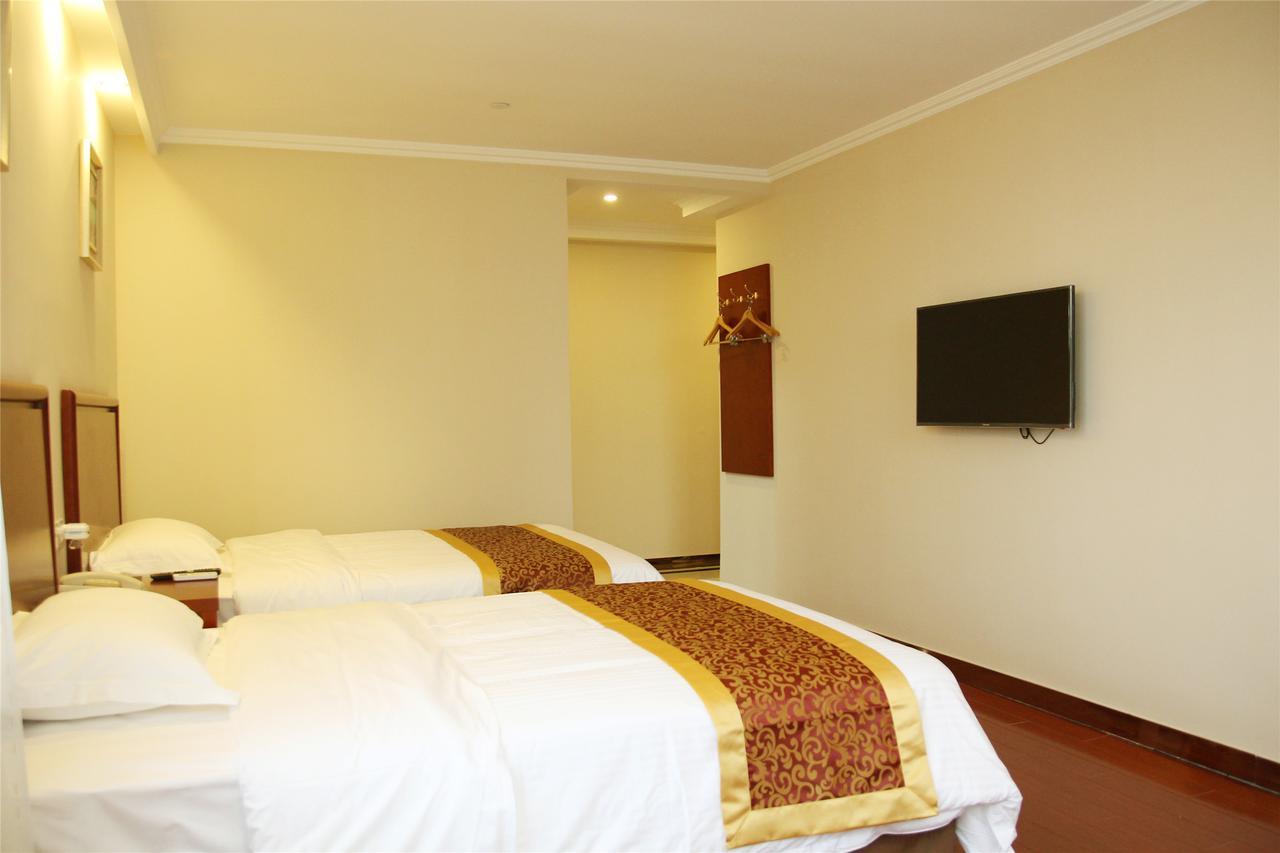 Greentree Inn Guangdong Shantou Gurao Gugui Road Business Hotel Exterior photo